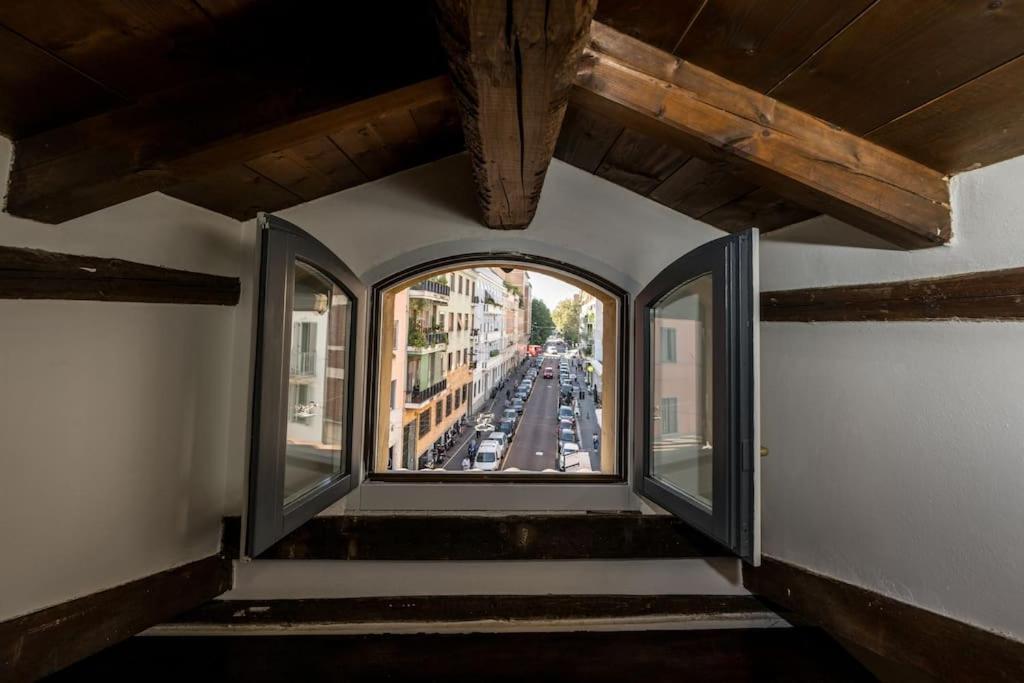 Wonderful Two Floors Apartment Milán Exterior foto