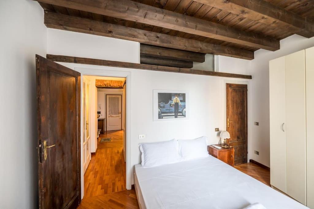 Wonderful Two Floors Apartment Milán Exterior foto